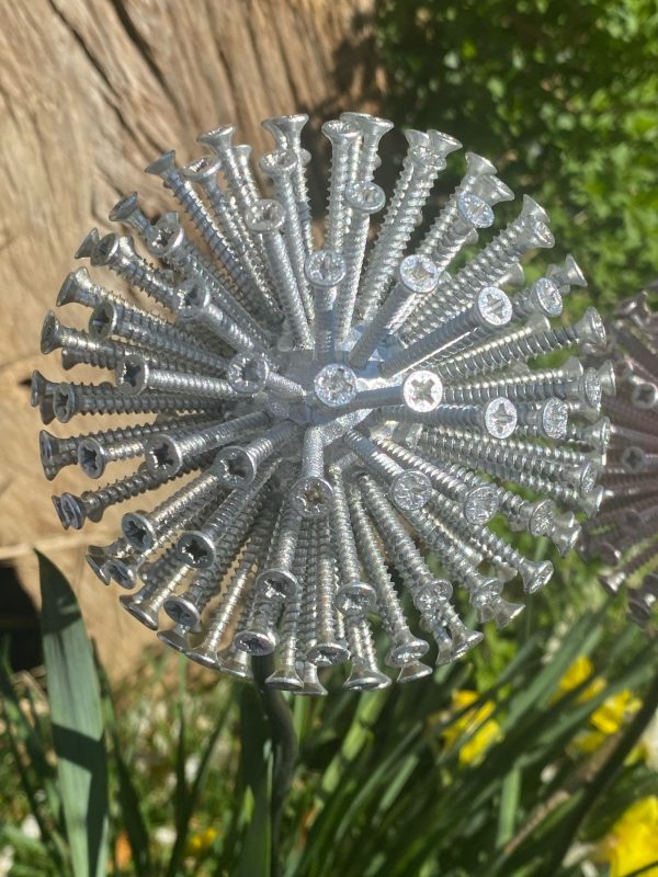 Metal Screw Dandelion Allium Ornament