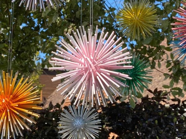 Floating Dandelion Sculptures HANGING IN FREE MADE TO MIMIC REAL FLOATING DANDILION