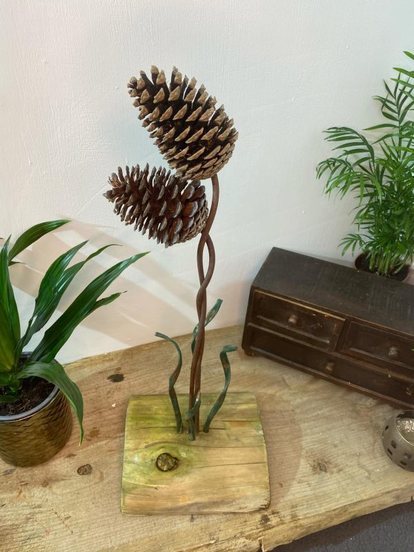 Pinecone Flower Ornament Home Décor 🌺✨