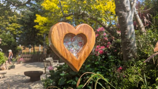Resin Sweets Sun-Catcher Heart Décor ✨