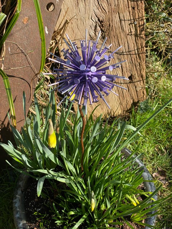 Exploding Dandelion's / Allium's Garden Décor (IN-STOCK)