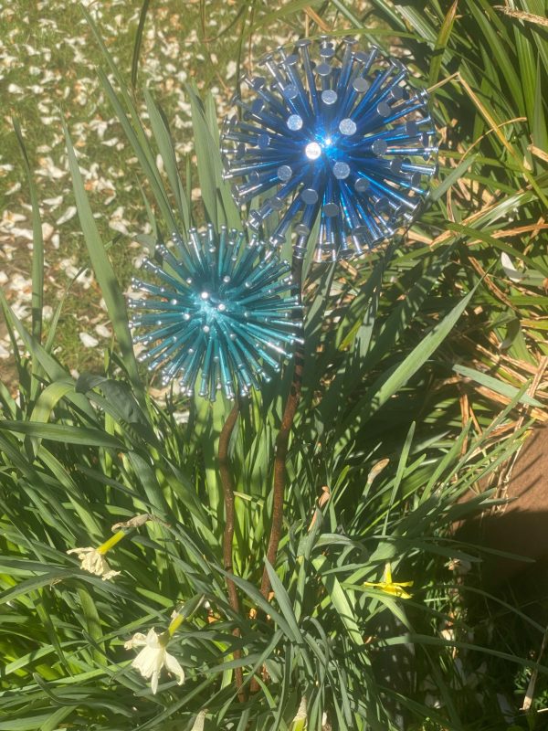 Dandelion / Allium Blue & Turquoise Ornament