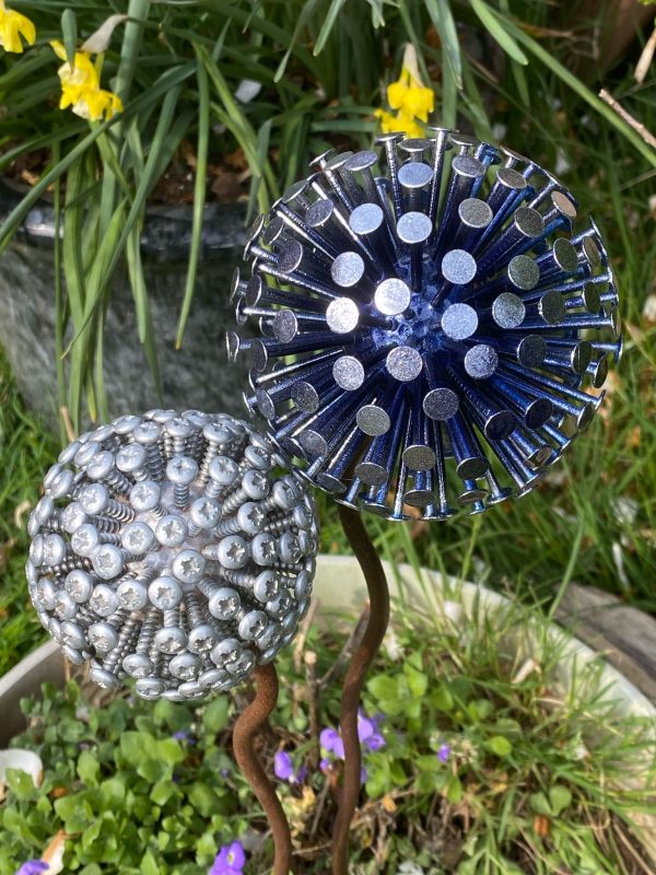 Pair of Allium's Dark blue and Silver Feature