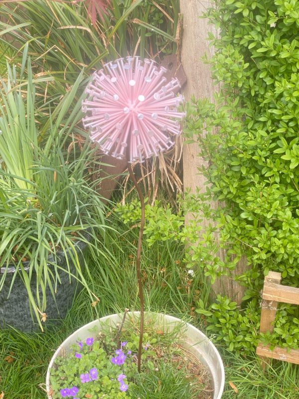 Large Aluminium Dandelion Spike Feature