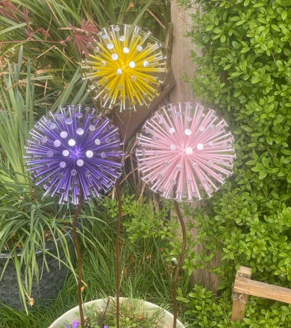 Large Aluminium Dandelion Spike Feature