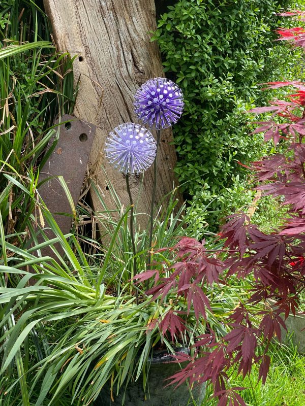 Purple & Lilac Dandelion / Allium Lawn Ornament