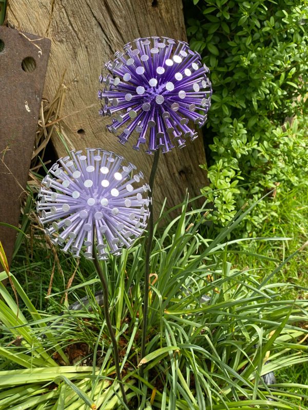 Purple & Lilac Dandelion / Allium Lawn Ornament