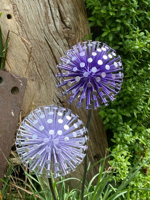 Purple & Lilac Dandelion / Allium Lawn Ornament