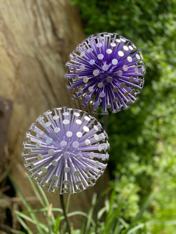 Purple & Lilac Dandelion / Allium Lawn Ornament