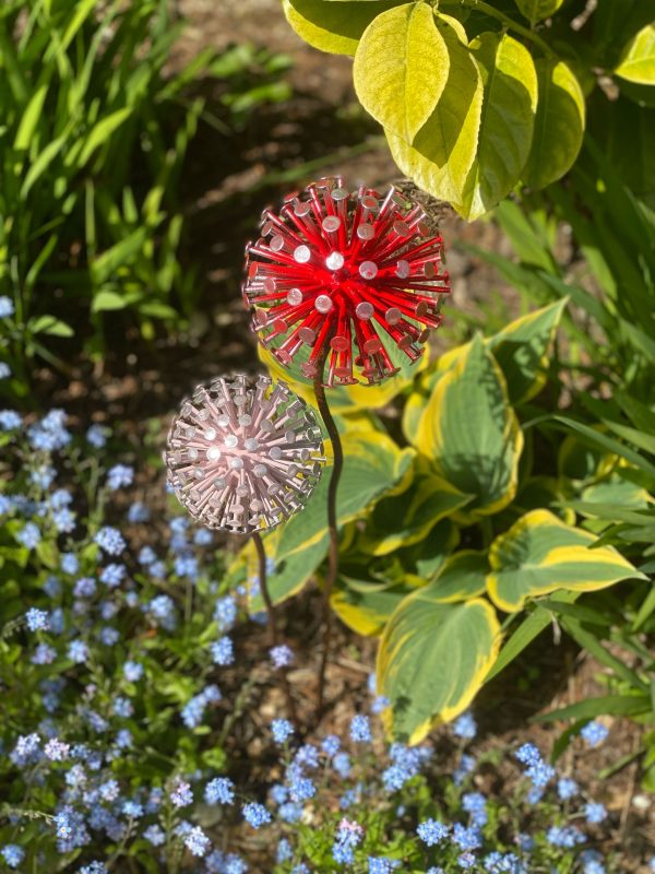 Red & Pink Dandelion / Allium Lawn Ornament