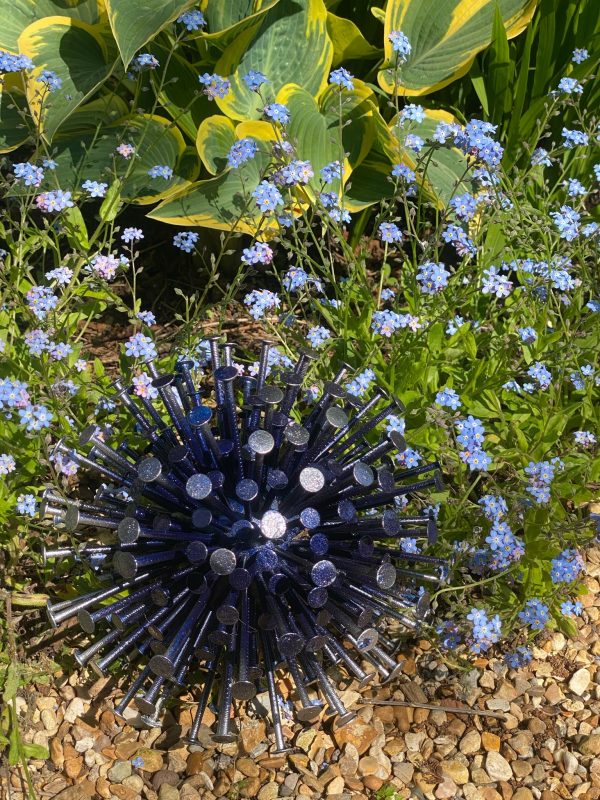 Exploding Aluminium Allium / Dandelion Head