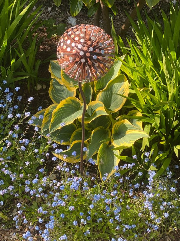 Two Tone Nail Allium / Dandelion Garden Feature