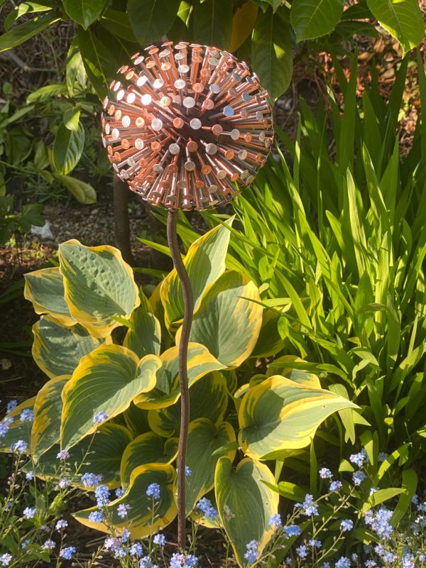 Two Tone Nail Allium / Dandelion Garden Feature