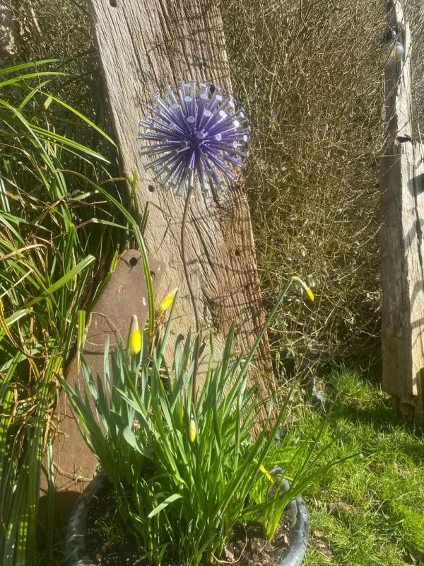 Purple Aluminium Dandelion Spike Feature