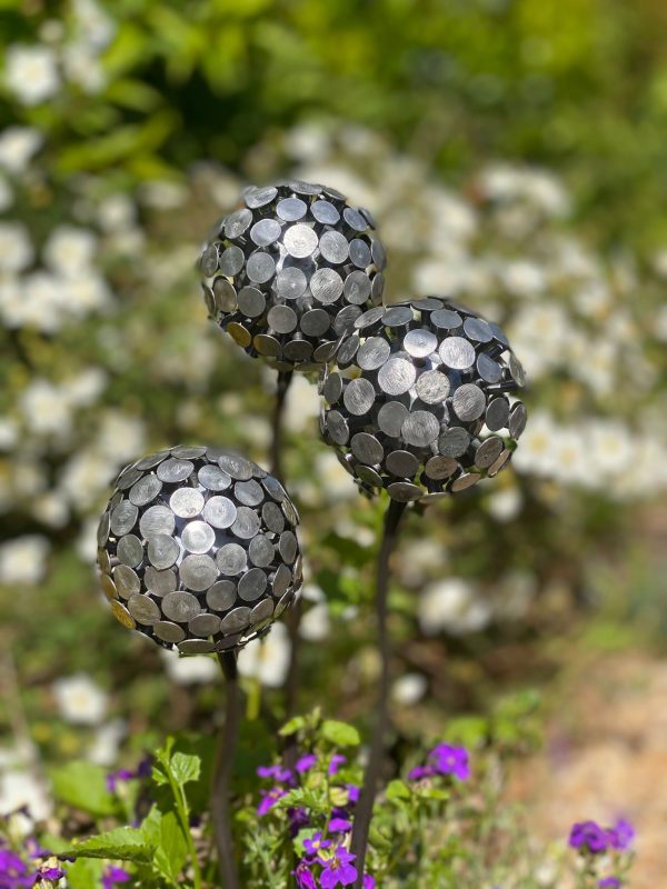 Aluminium Nail Allium / Dandelion Flower Garden Decor