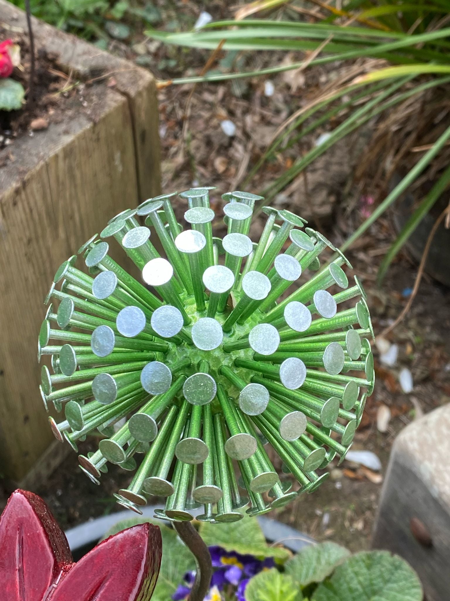 Green Dandelion & Flower Feature