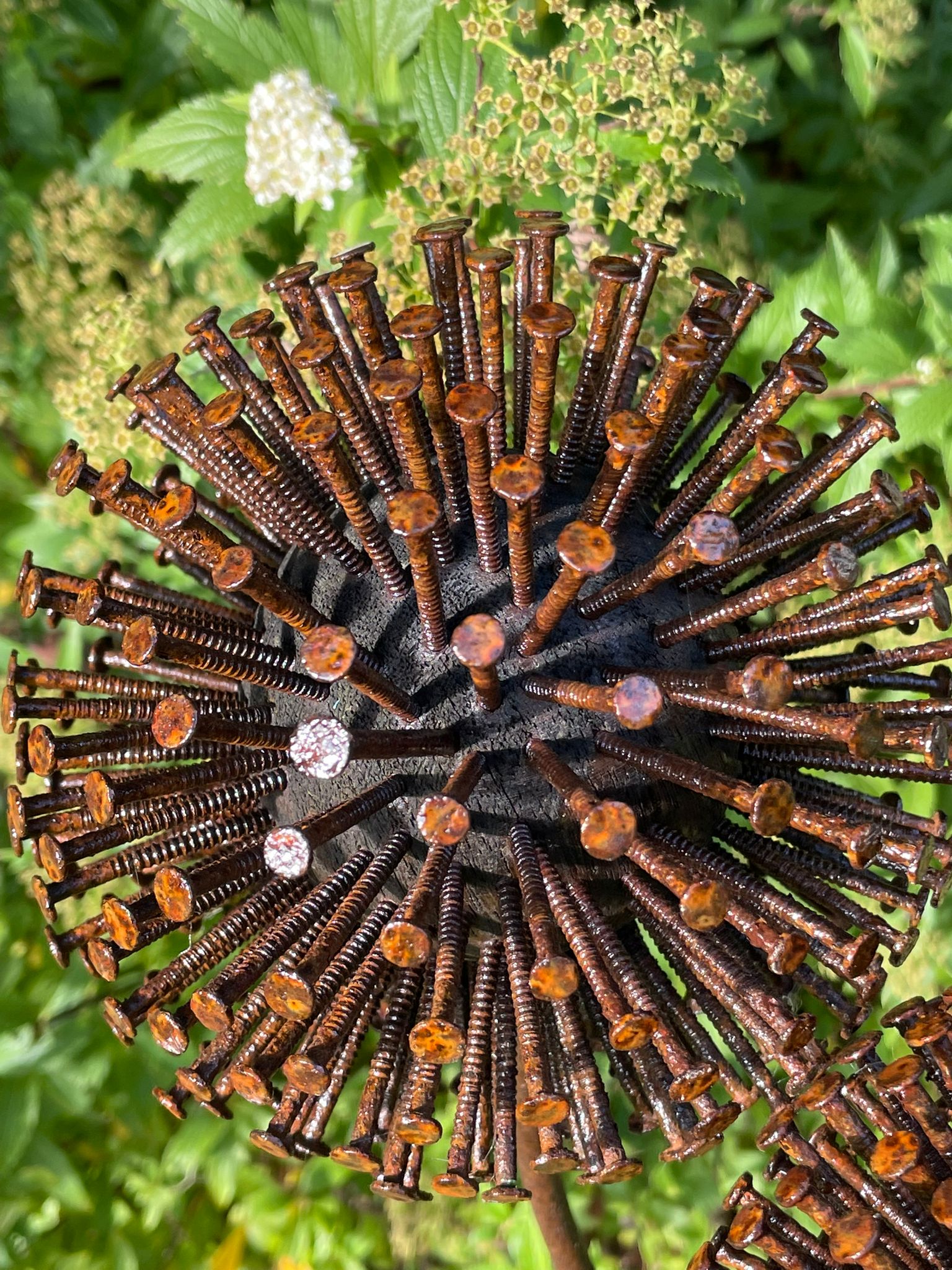 Rustic Pallet Nail Dandelion