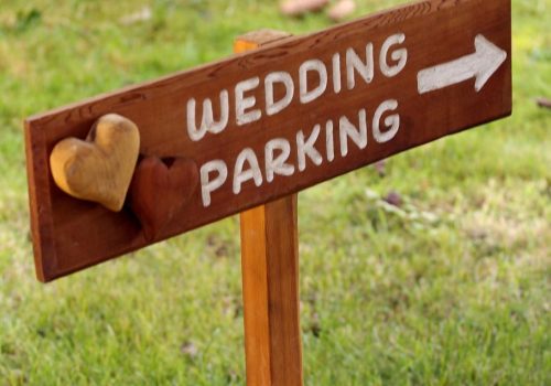 1548452523-wedding-parking
